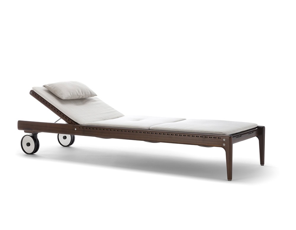 Levante Sun Lounger