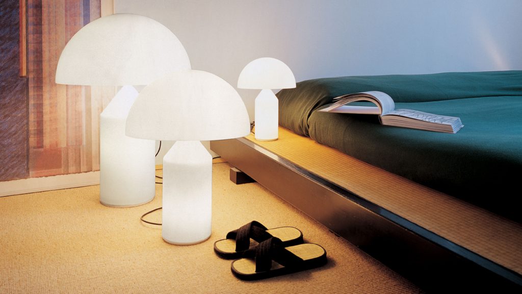 transparent glass lamp and LED lights in a honed shape in a room