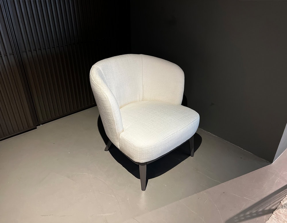 Miki Armchair