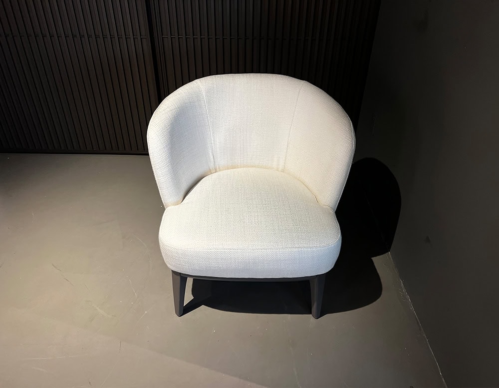 Miki Armchair