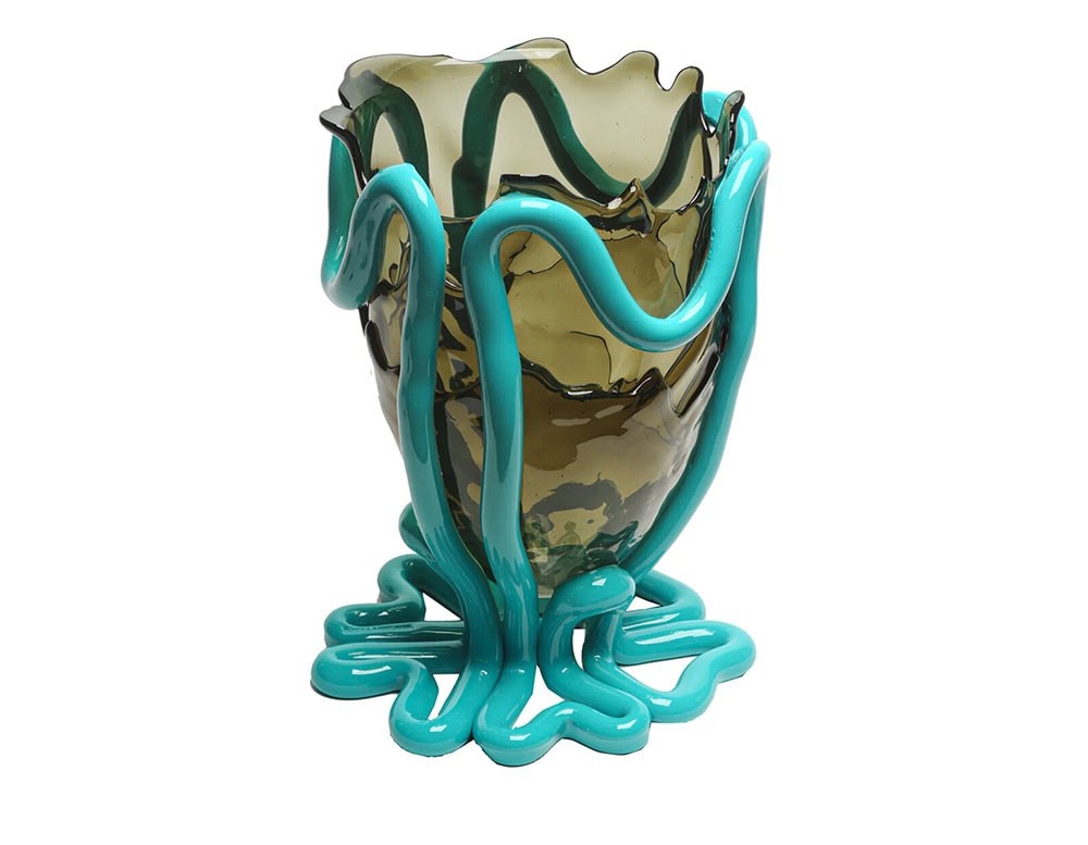 Indian Summer Vase Fume in translucent brown with blue lines on a white background.